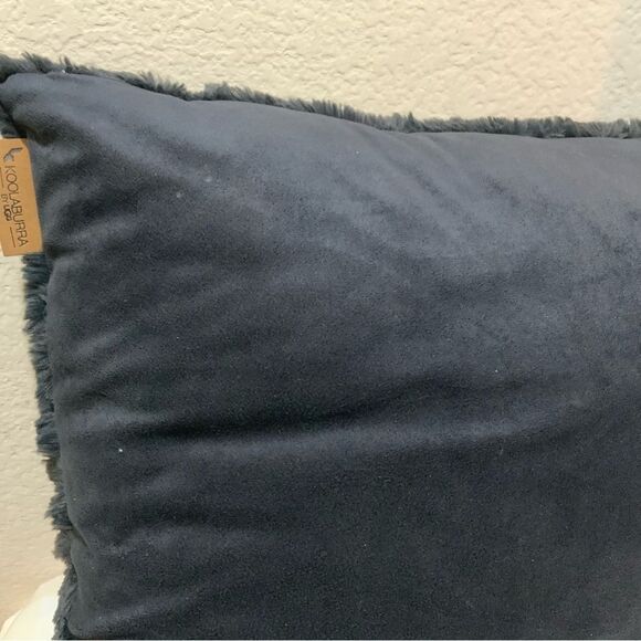 Koolaburra by UGG Bella Gray Decorative Sculpted Faux Fur Pillow 20” - Picture 5 of 6